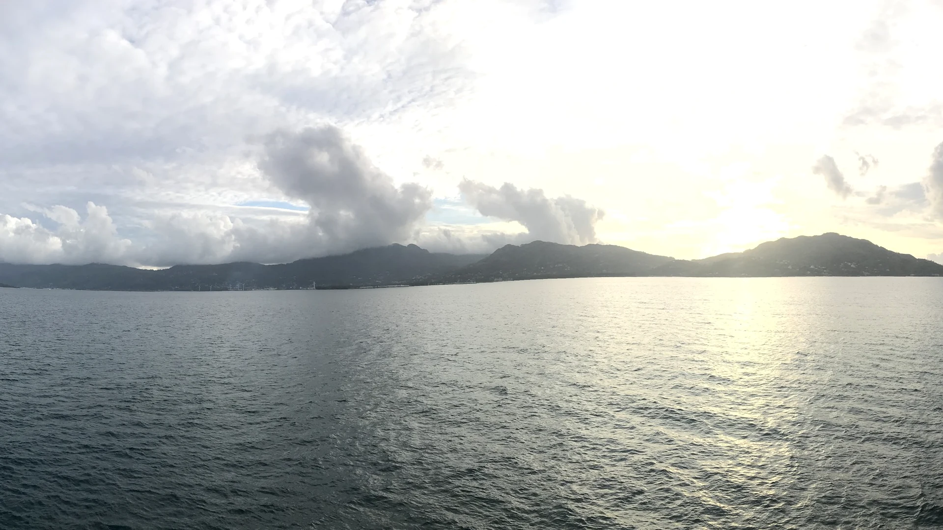 The open sea horizon seen from a ship deck